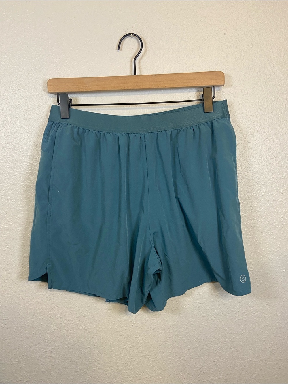 Gilly Hicks Teal Athleisure Athletic Preppy Running Shorts Size Medium
